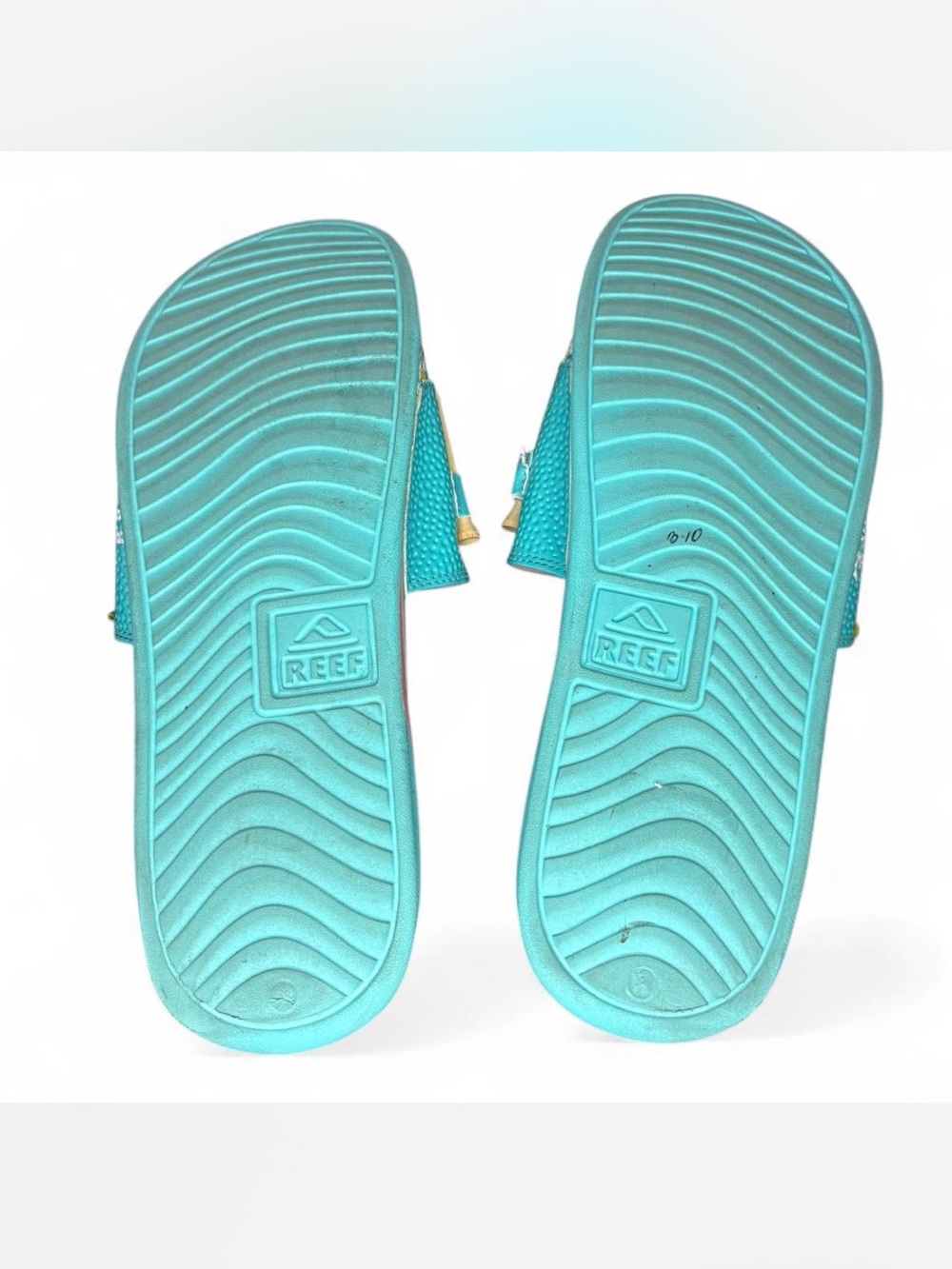 Reef Mulligan Golf Slide Sandals Size US 13 Blue with Floral Trim and Golf Ball - Picture 7 of 8